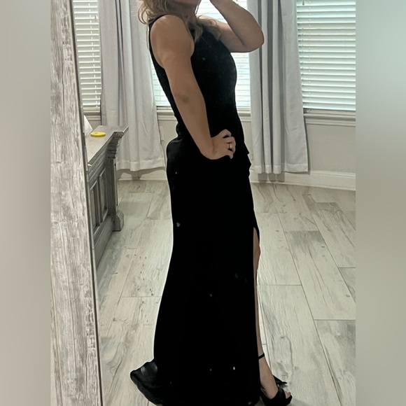 Badgley Mischka Black Halter Maxi Gown - Picture 3 of 5